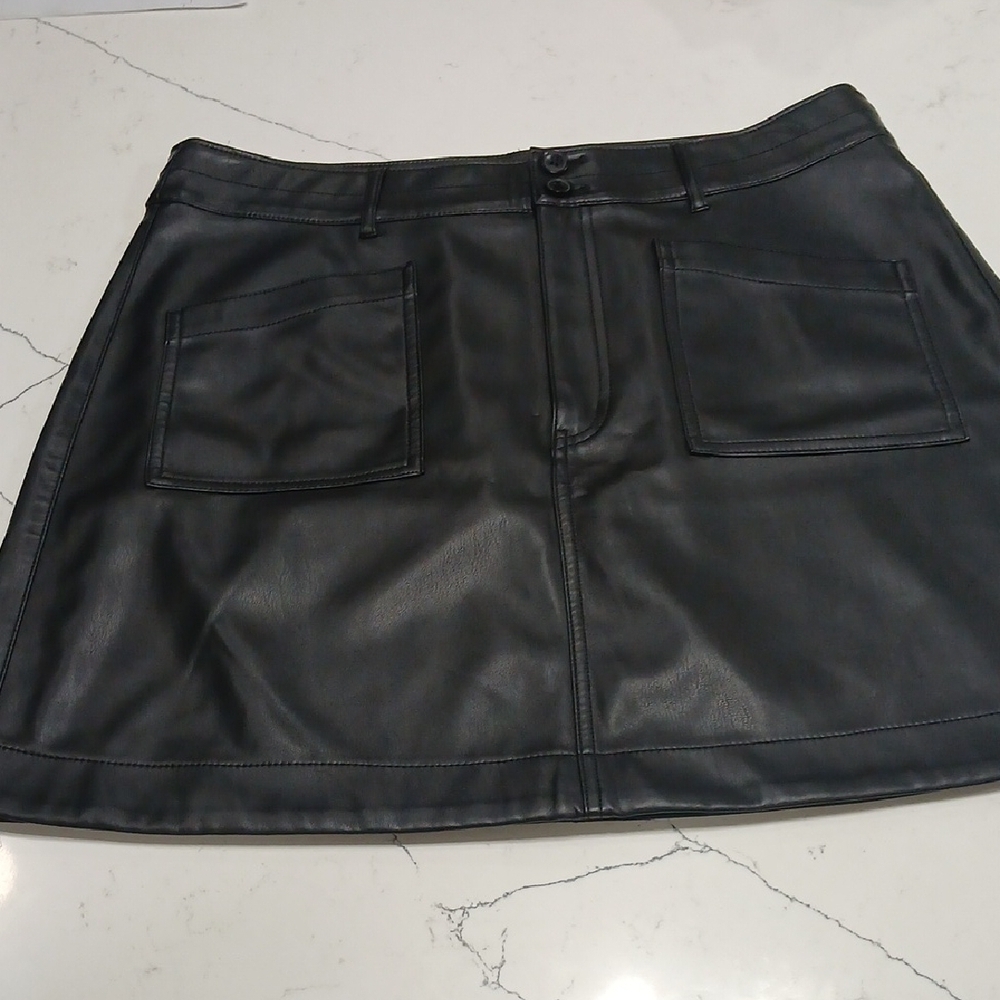 Madewell Black Faux Leather Skirt,  Sz 14, Gentle Used Just Like New
